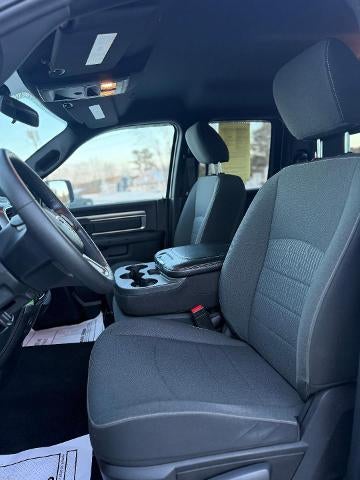 2022 RAM 1500 Classic Warlock Quad Cab 4x4 6'4' Box