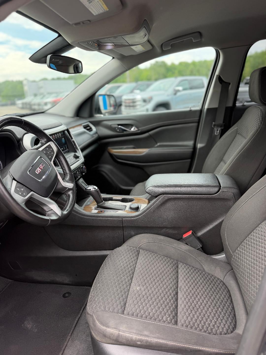 2019 GMC Acadia SLE-2