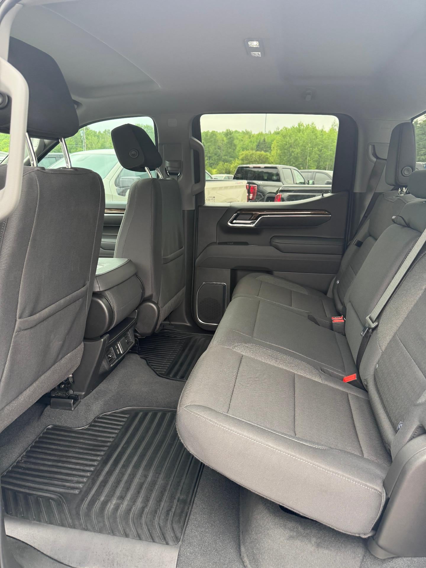 2026 GMC Sierra 1500 Crew Cab, Short Bed, Elevation, 4WD