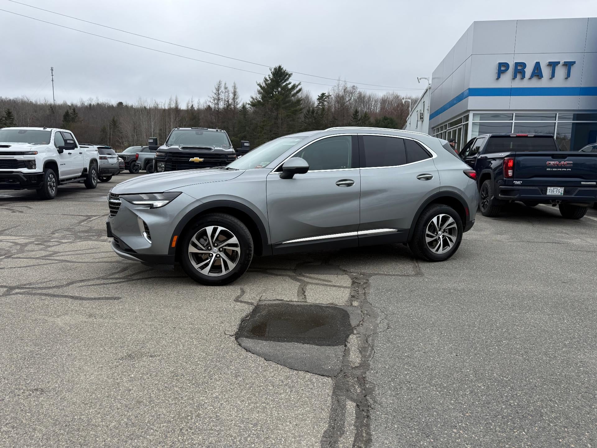 2023 Buick Envision Essence FWD
