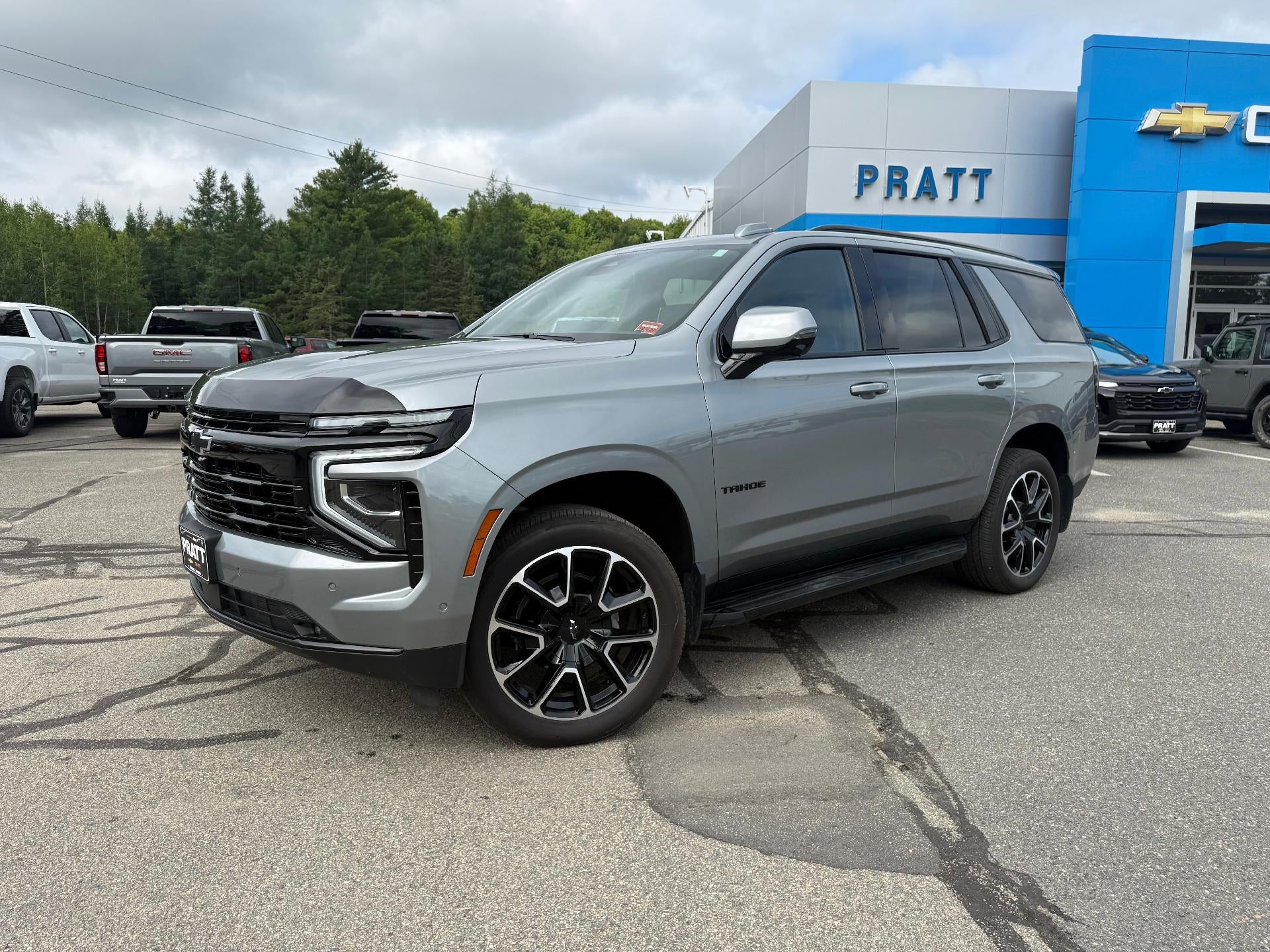 2025 Chevrolet Tahoe RST