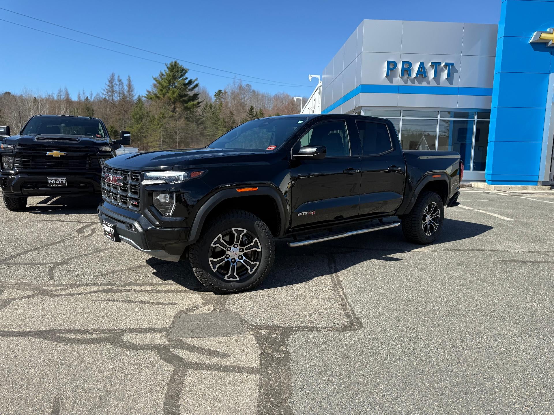 2023 GMC Canyon AT4