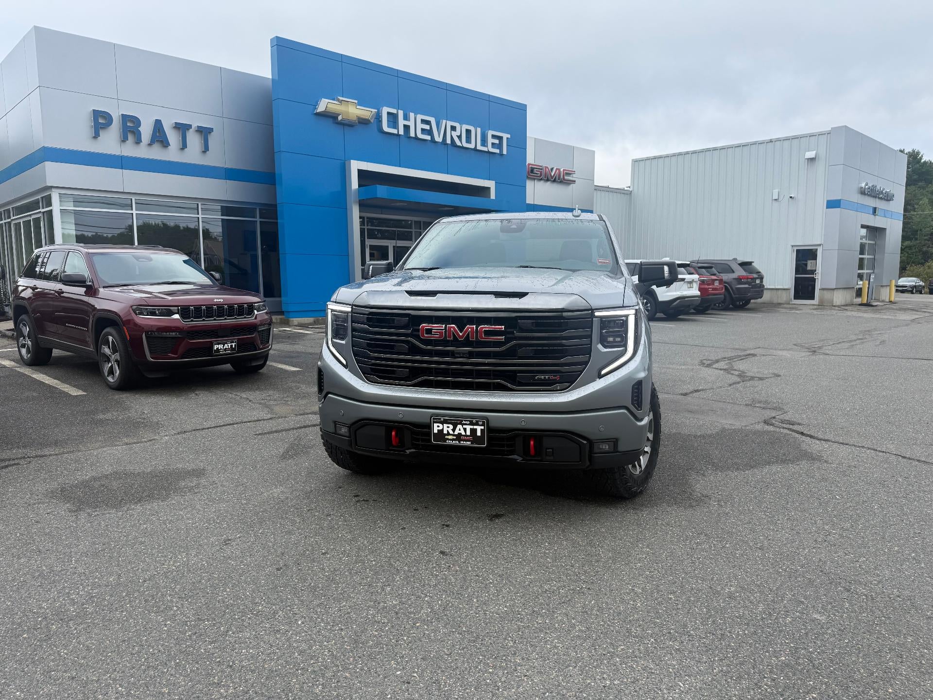 2023 GMC Sierra 1500 AT4