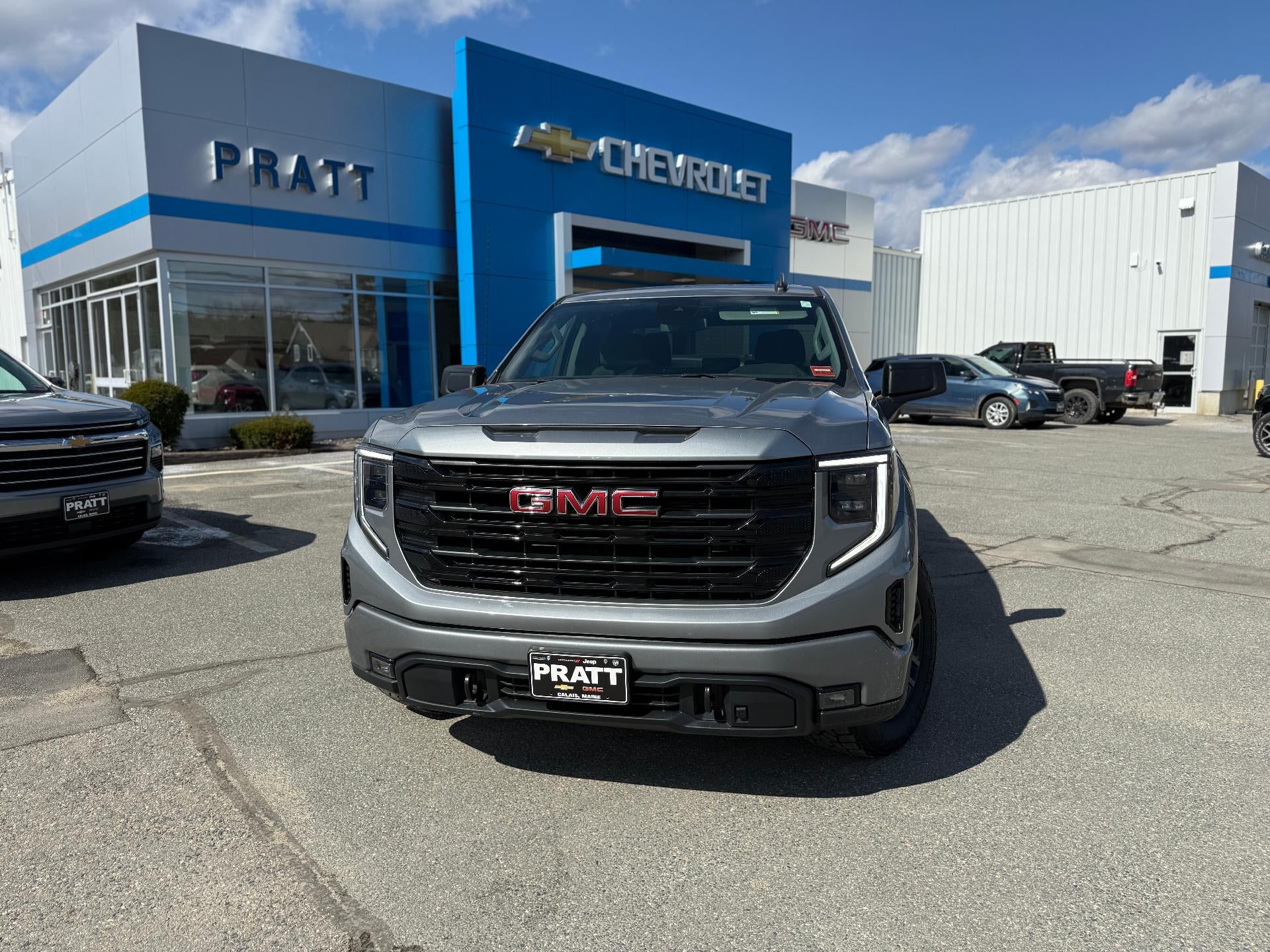 2023 GMC Sierra 1500 Elevation